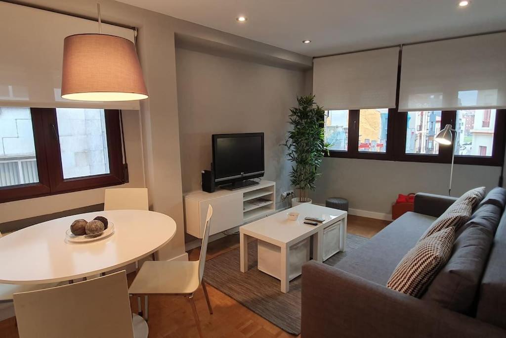 Moderno Apartamento En El Centro. El Carmen Wifi 希洪 外观 照片