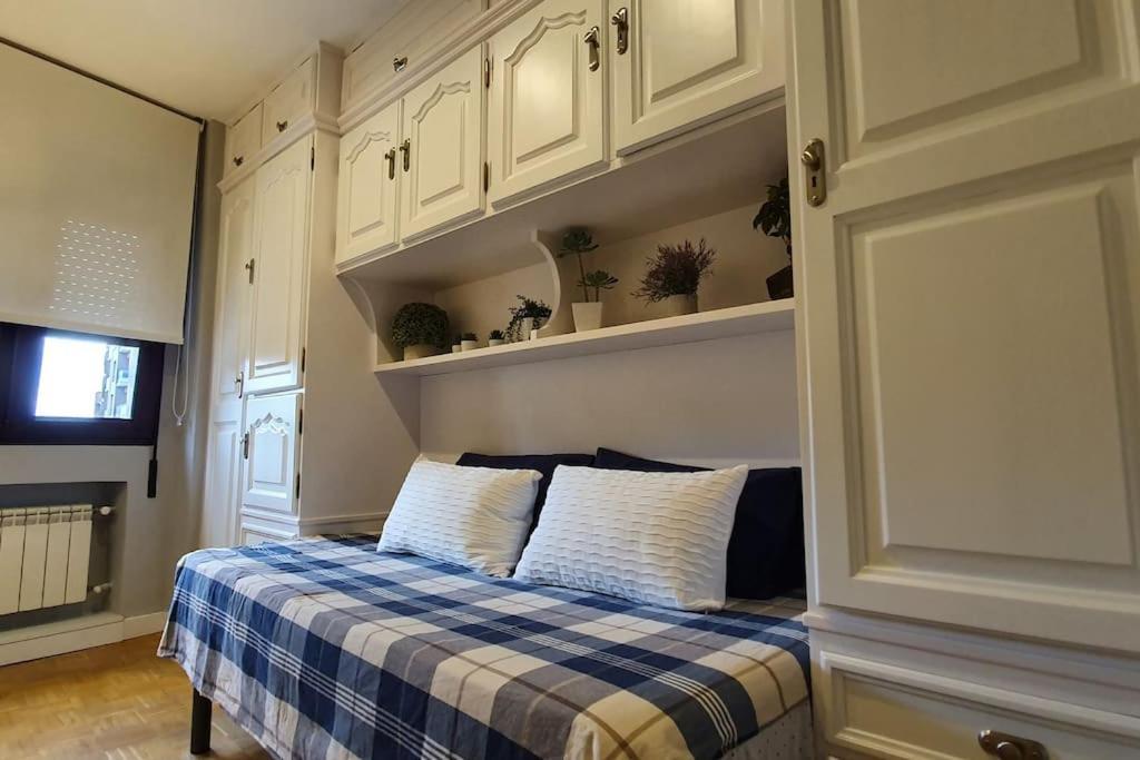 Moderno Apartamento En El Centro. El Carmen Wifi 希洪 外观 照片