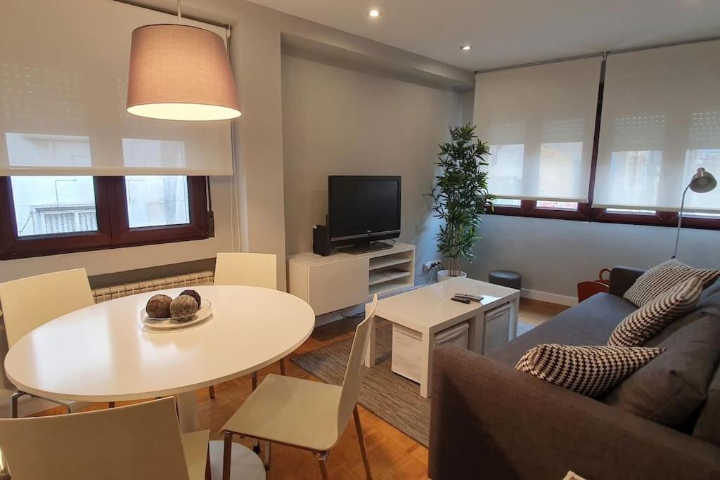 Moderno Apartamento En El Centro. El Carmen Wifi 希洪 外观 照片
